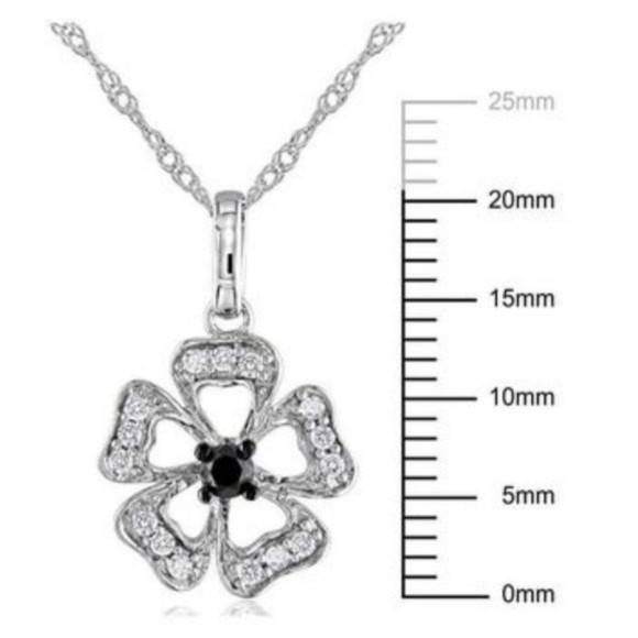 10KT Solid White Gold Diamond Necklace BRAND New Marked - Picture 8 of 10